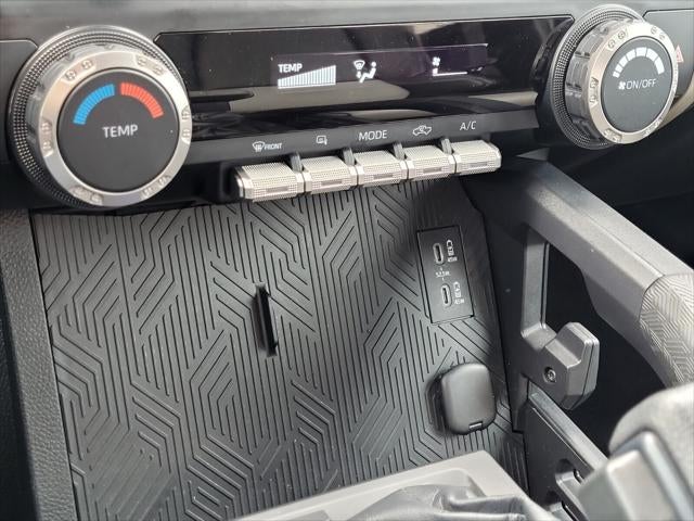 2024 Toyota TACOMA SR5 SR5