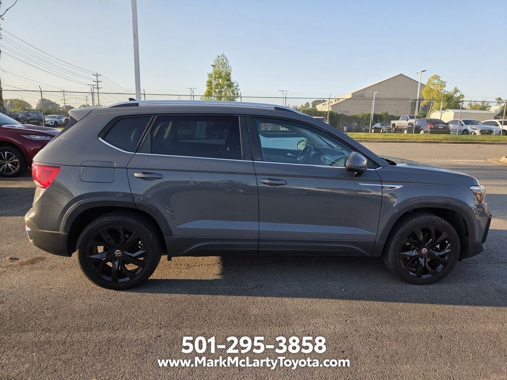 2023 Volkswagen Taos 1.5T SE