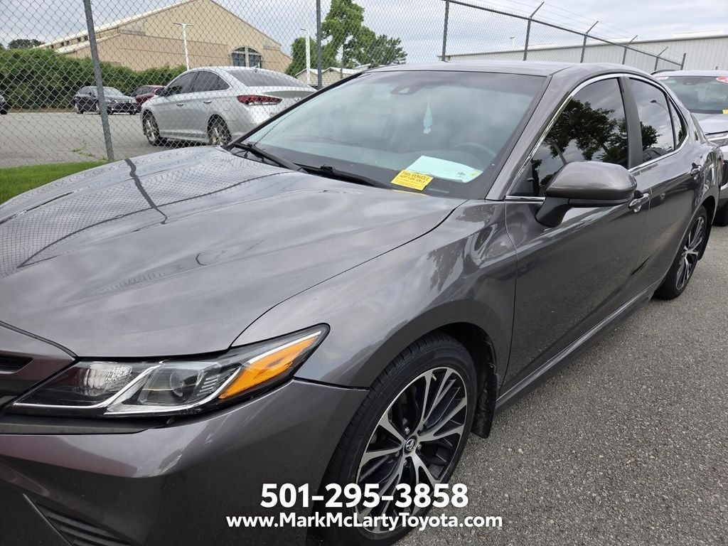 2018 Toyota Camry SE