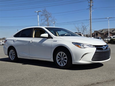 2017 Toyota CAMRY HYBRID LE