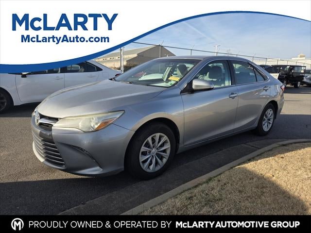2015 Toyota CAMRY LE