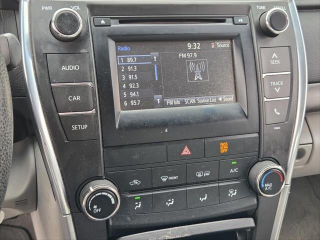 2015 Toyota CAMRY LE