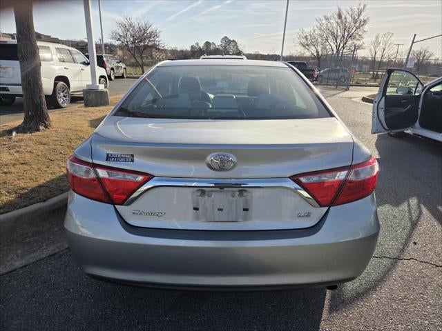 2015 Toyota CAMRY LE