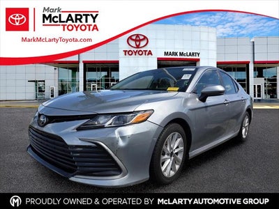 2022 Toyota Camry LE