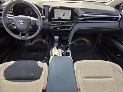 2025 Toyota CAMRY LE