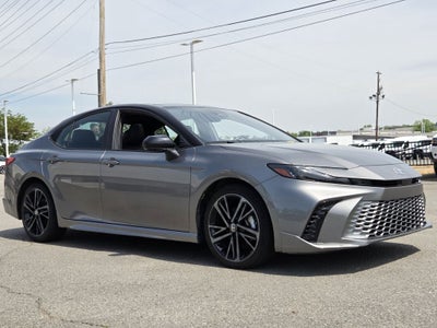 2025 Toyota CAMRY XSE