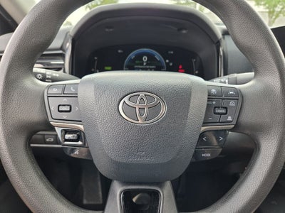 2025 Toyota CAMRY LE