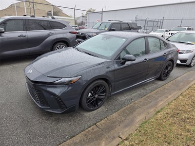 2025 Toyota CAMRY SE