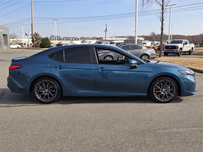 2025 Toyota CAMRY XSE