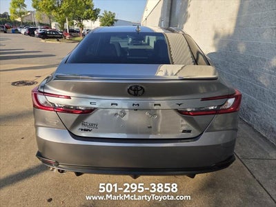 2025 Toyota Camry SE