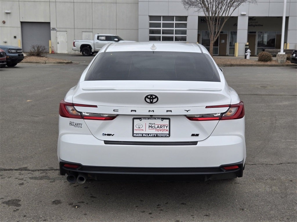 2025 Toyota CAMRY SE