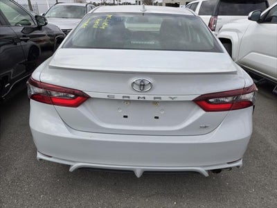 2024 Toyota CAMRY SE