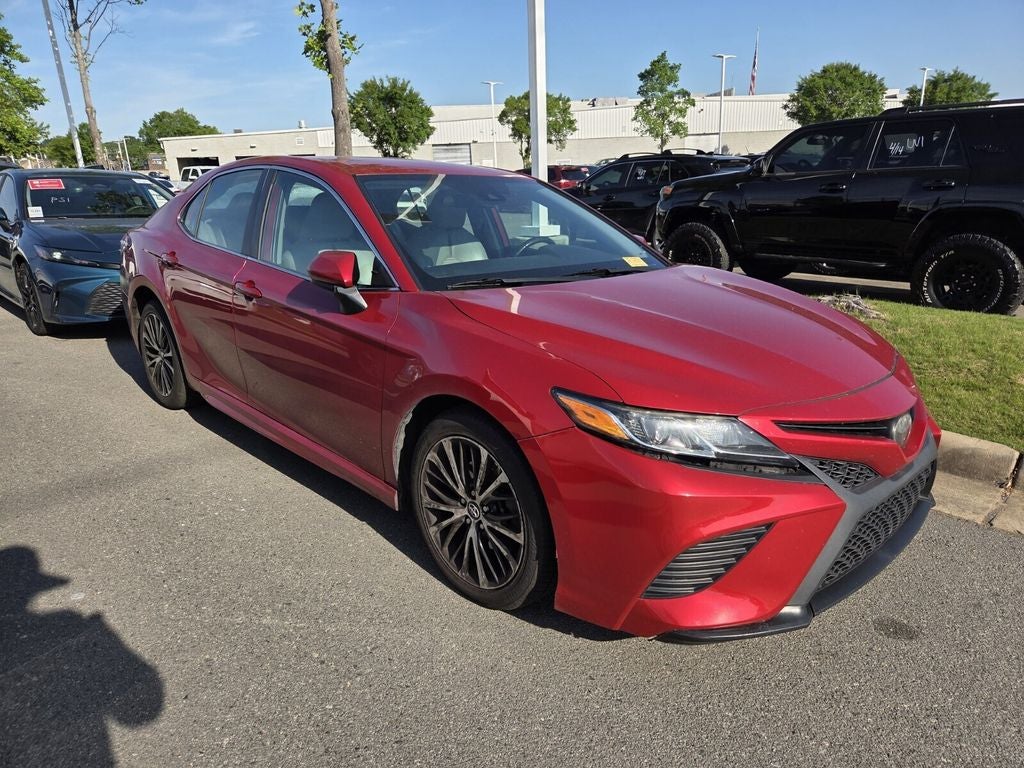 2020 Toyota CAMRY SE
