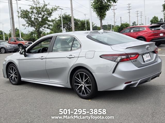 2024 Toyota CAMRY SE