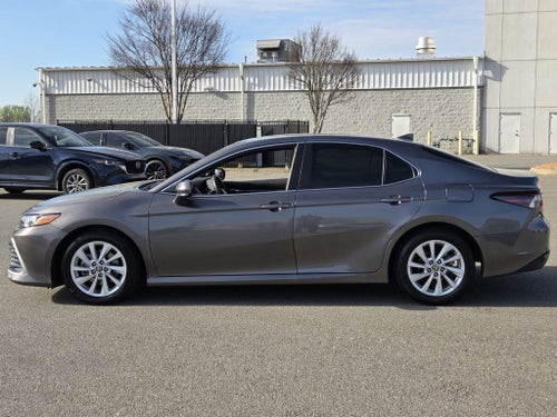 2024 Toyota CAMRY LE