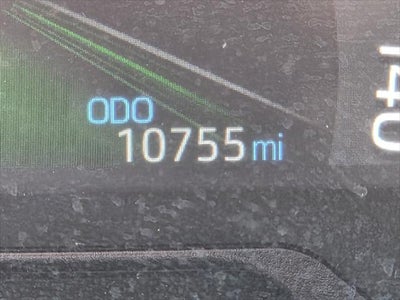 2025 Toyota RAV4 HYBRID XLE Premium