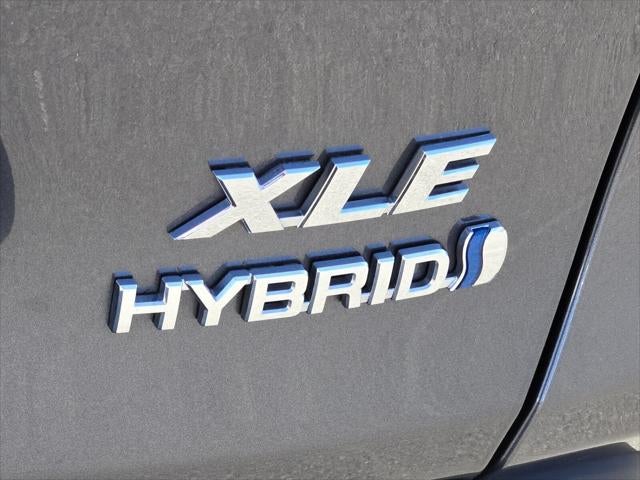 2024 Toyota RAV4 HYBRID XLE Premium