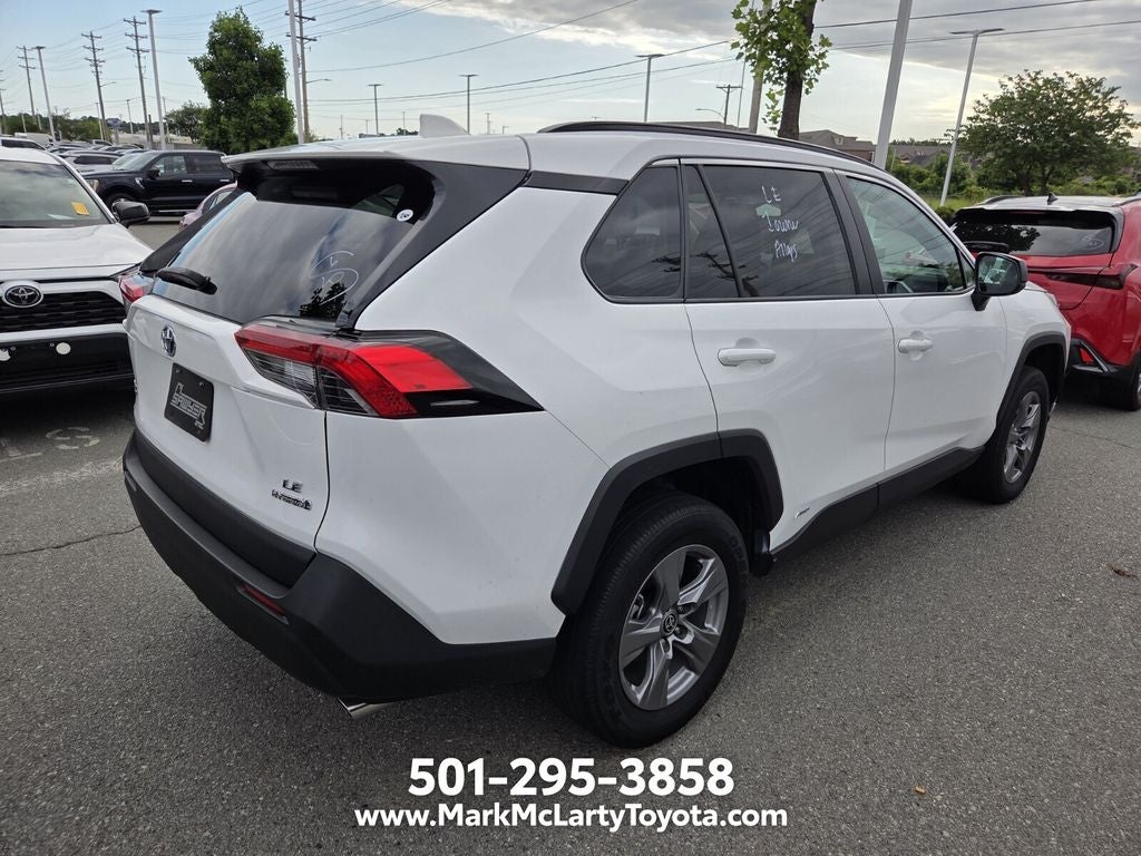 2022 Toyota RAV4 Hybrid LE