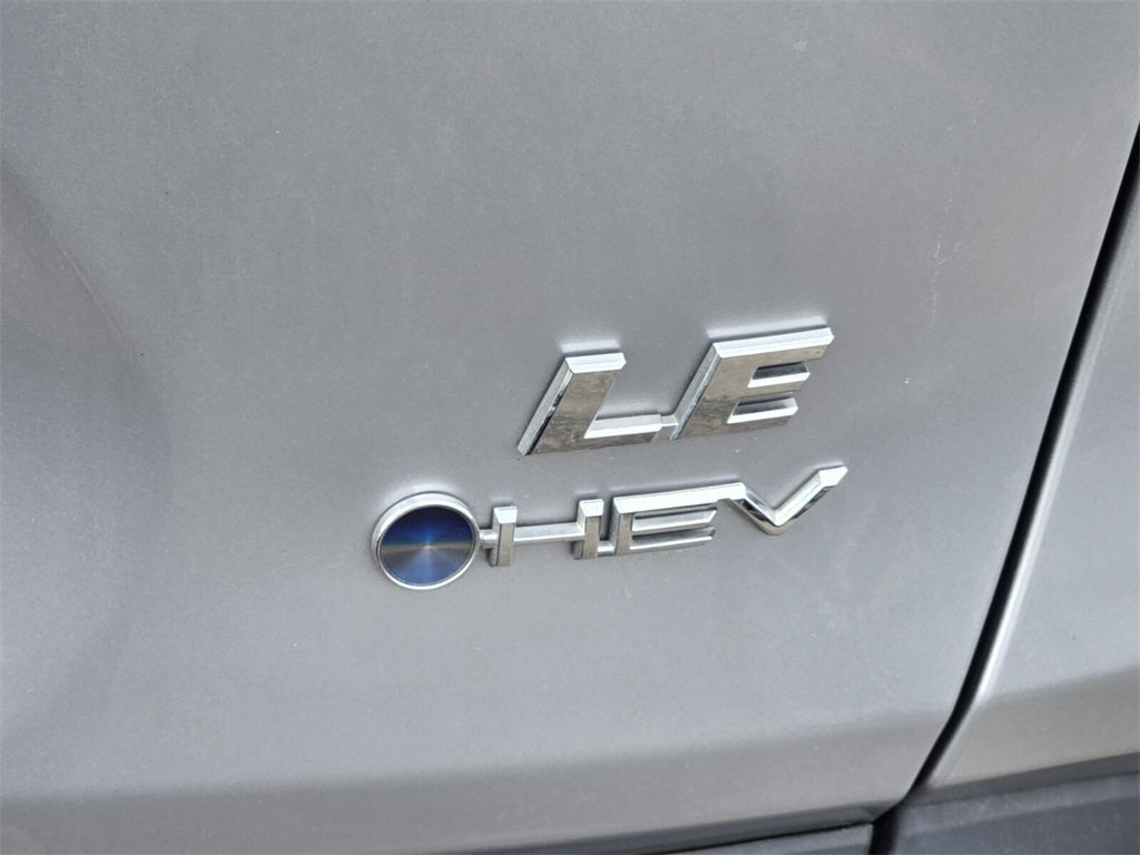 2025 Toyota RAV4 HYBRID LE