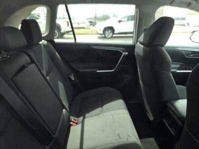 2025 Toyota RAV4 HYBRID LE