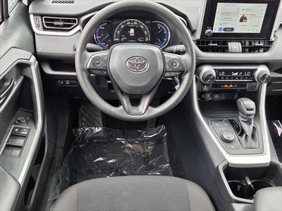 2025 Toyota RAV4 HYBRID LE