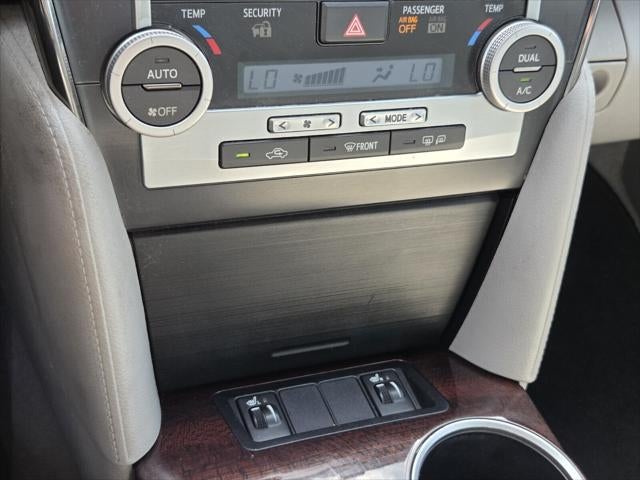 2014 Toyota CAMRY XLE