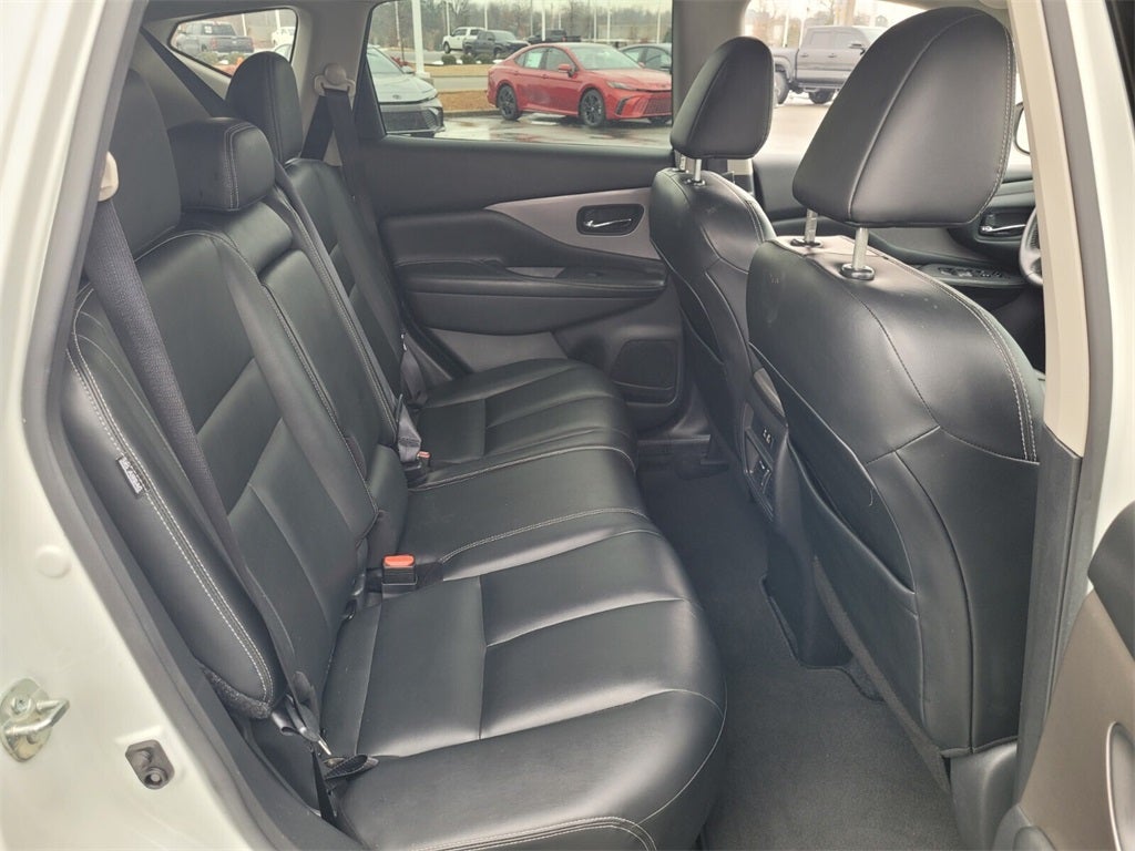 2023 Nissan Murano SV