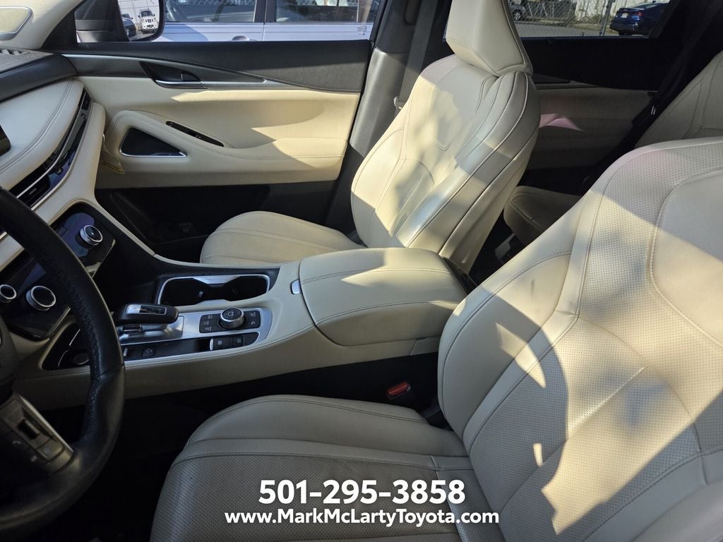 2024 INFINITI QX60 LUXE