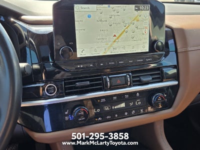 2023 Nissan Pathfinder Platinum