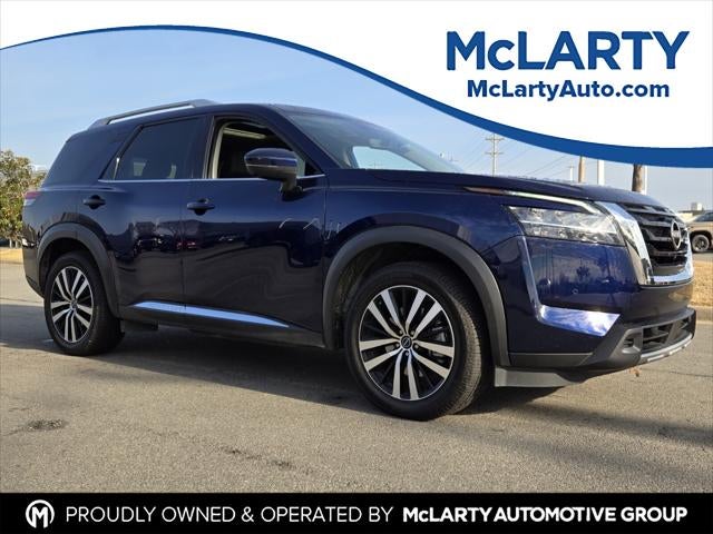 2023 Nissan Pathfinder Platinum
