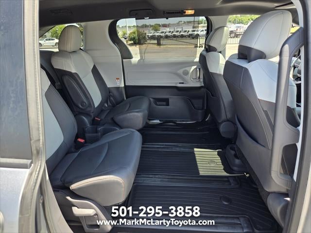 2021 Toyota SIENNA XSE XSE 7 Passenger