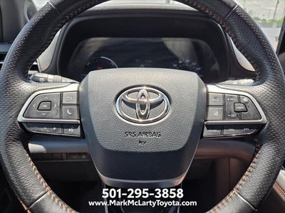 2021 Toyota SIENNA XSE XSE 7 Passenger