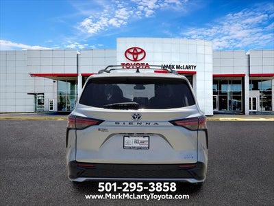 2021 Toyota SIENNA XSE XSE 7 Passenger