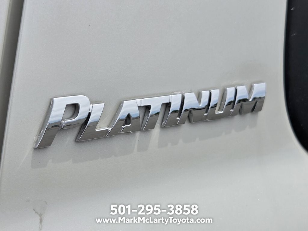 2014 Toyota SEQUOIA 4X4 Platinum
