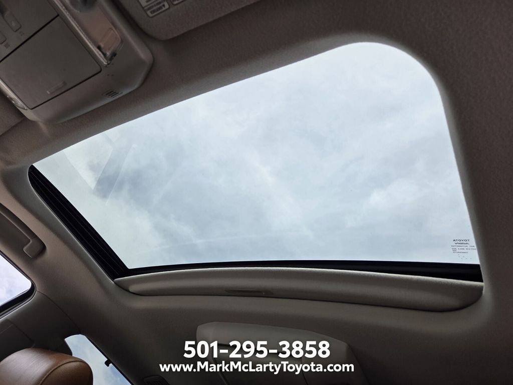 2014 Toyota SEQUOIA 4X4 Platinum