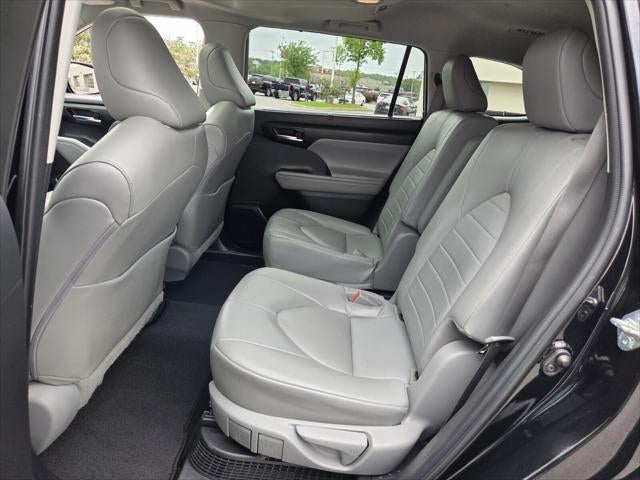 2022 Toyota HIGHLANDER HYBRD XLE