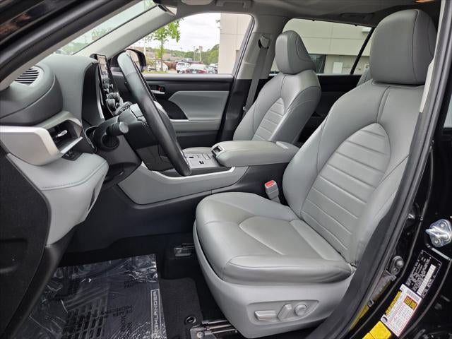 2022 Toyota HIGHLANDER HYBRD XLE