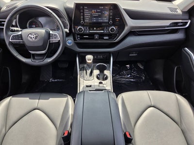 2022 Toyota HIGHLANDER HYBRD XLE