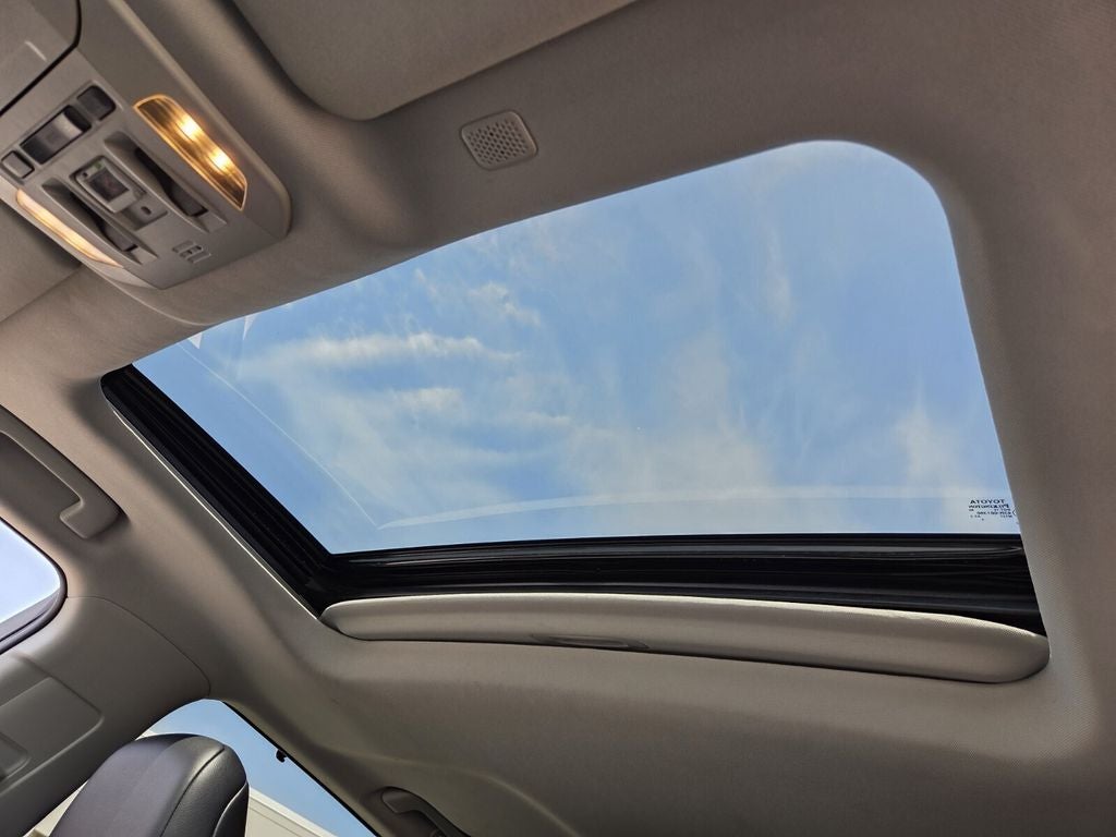 2022 Toyota HIGHLANDER HYBRD XLE