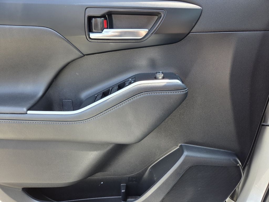 2022 Toyota HIGHLANDER HYBRD XLE