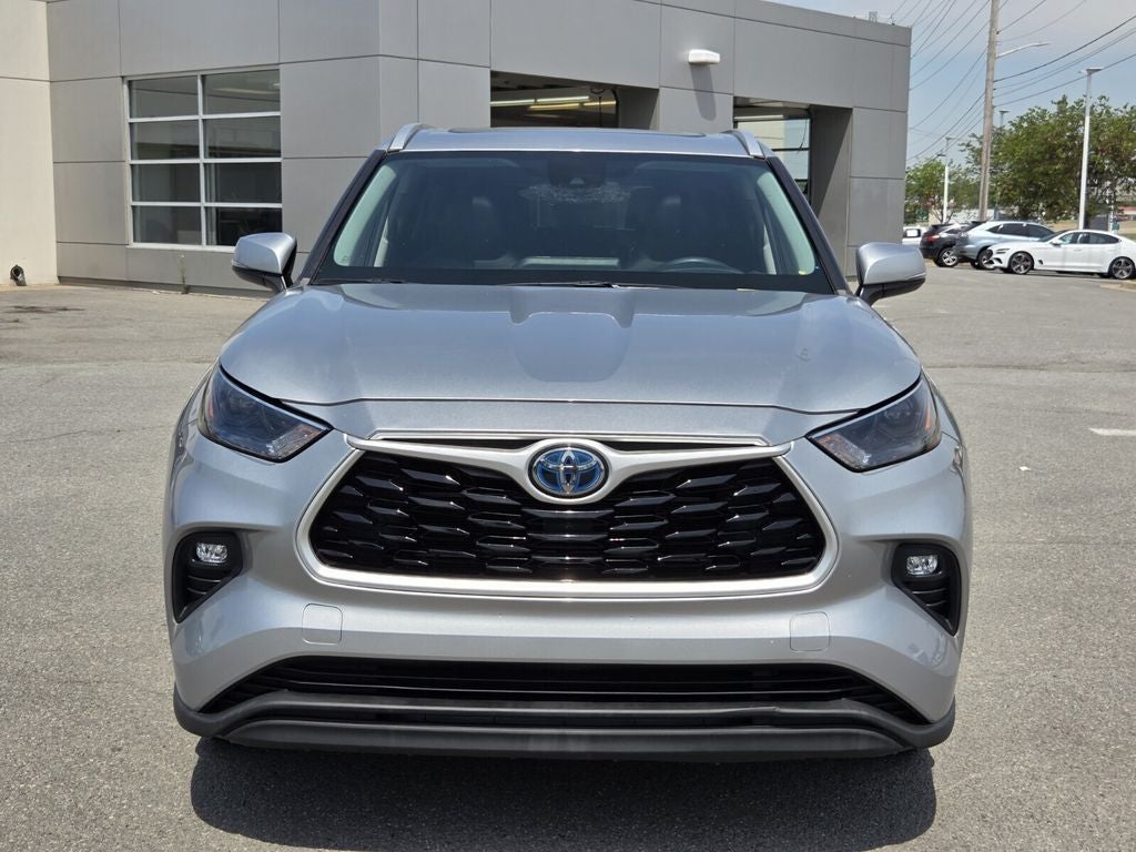 2022 Toyota Highlander Hybrid XLE