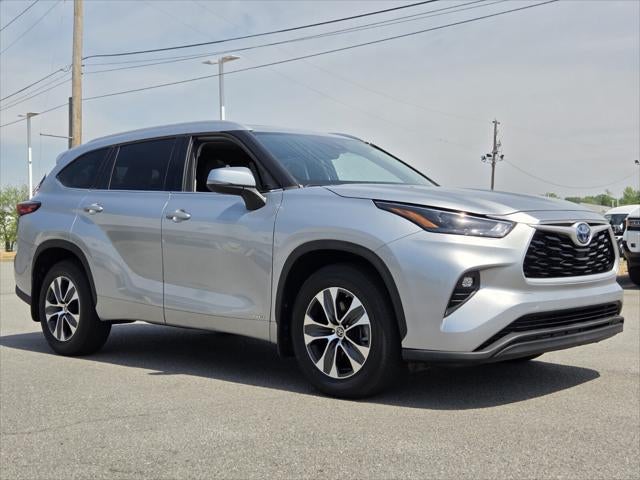 2022 Toyota HIGHLANDER HYBRD XLE