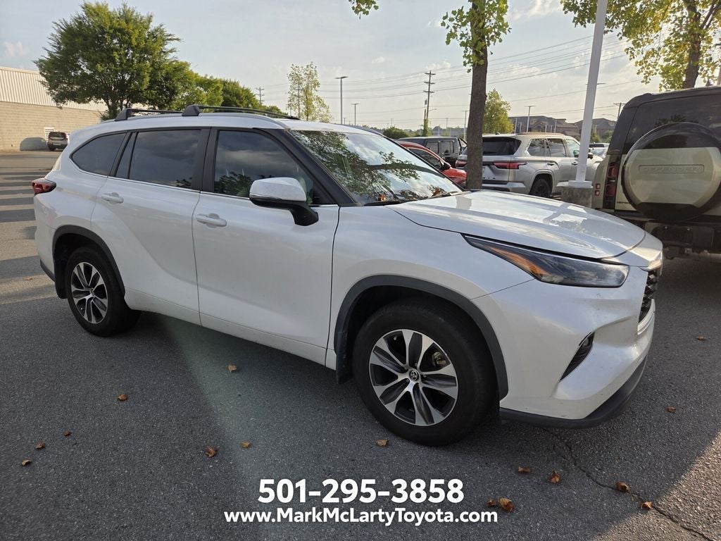 2023 Toyota Highlander Hybrid XLE
