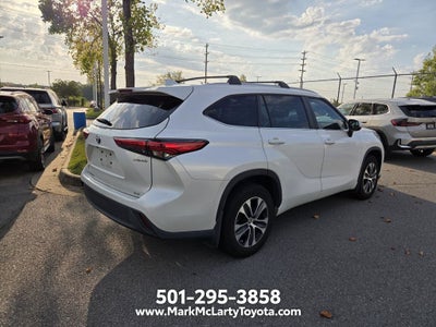 2023 Toyota Highlander Hybrid XLE