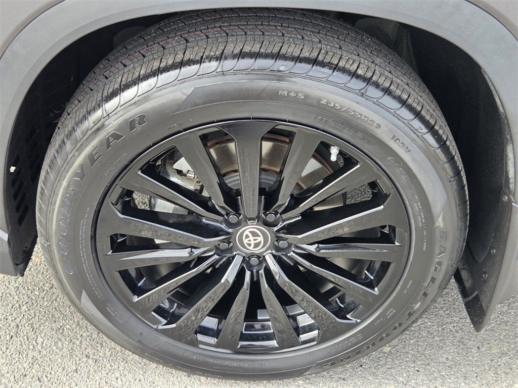 2024 Toyota HIGHLANDER XSE