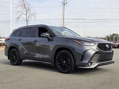 2024 Toyota HIGHLANDER XSE
