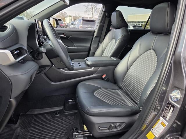 2024 Toyota HIGHLANDER XSE