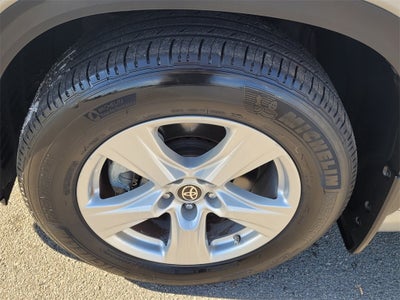 2024 Toyota HIGHLANDER LE AWD