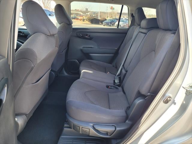 2024 Toyota HIGHLANDER LE AWD