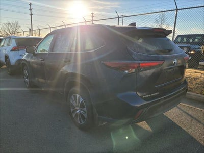 2024 Toyota HIGHLANDER XLE